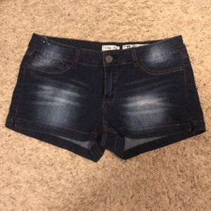 Jean shortie shorts